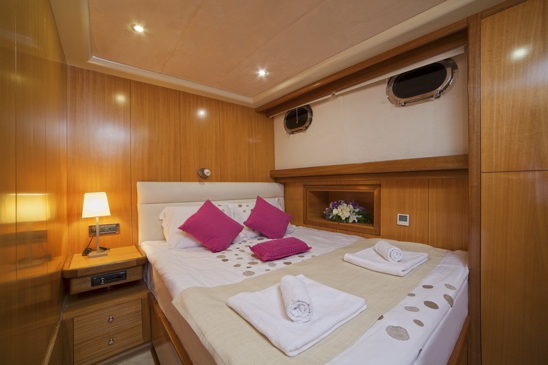 [30m-Yacht-JUSTINIANO]-9365-154.jpg