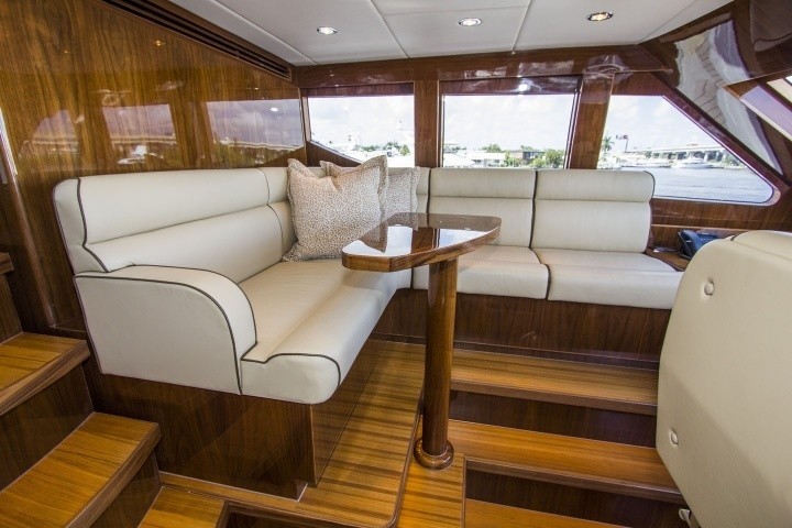 [31m-Yacht-CARBON-COPY]-9211-153.jpg