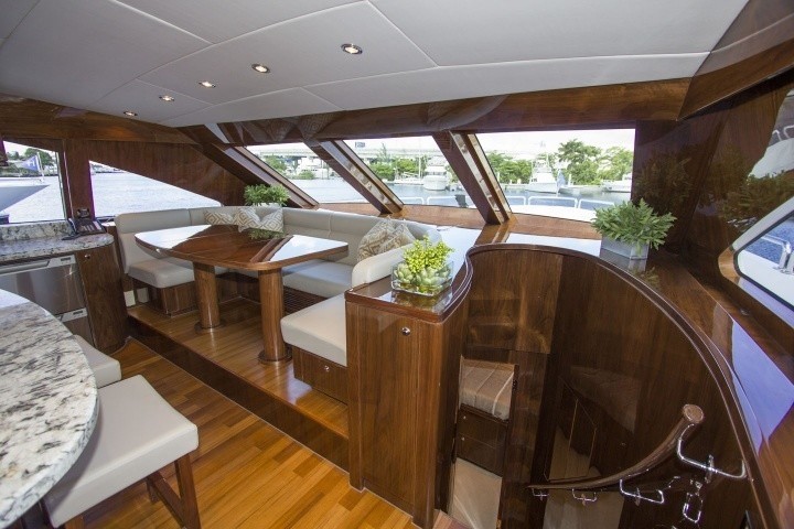 [31m-Yacht-CARBON-COPY]-9211-165.jpg