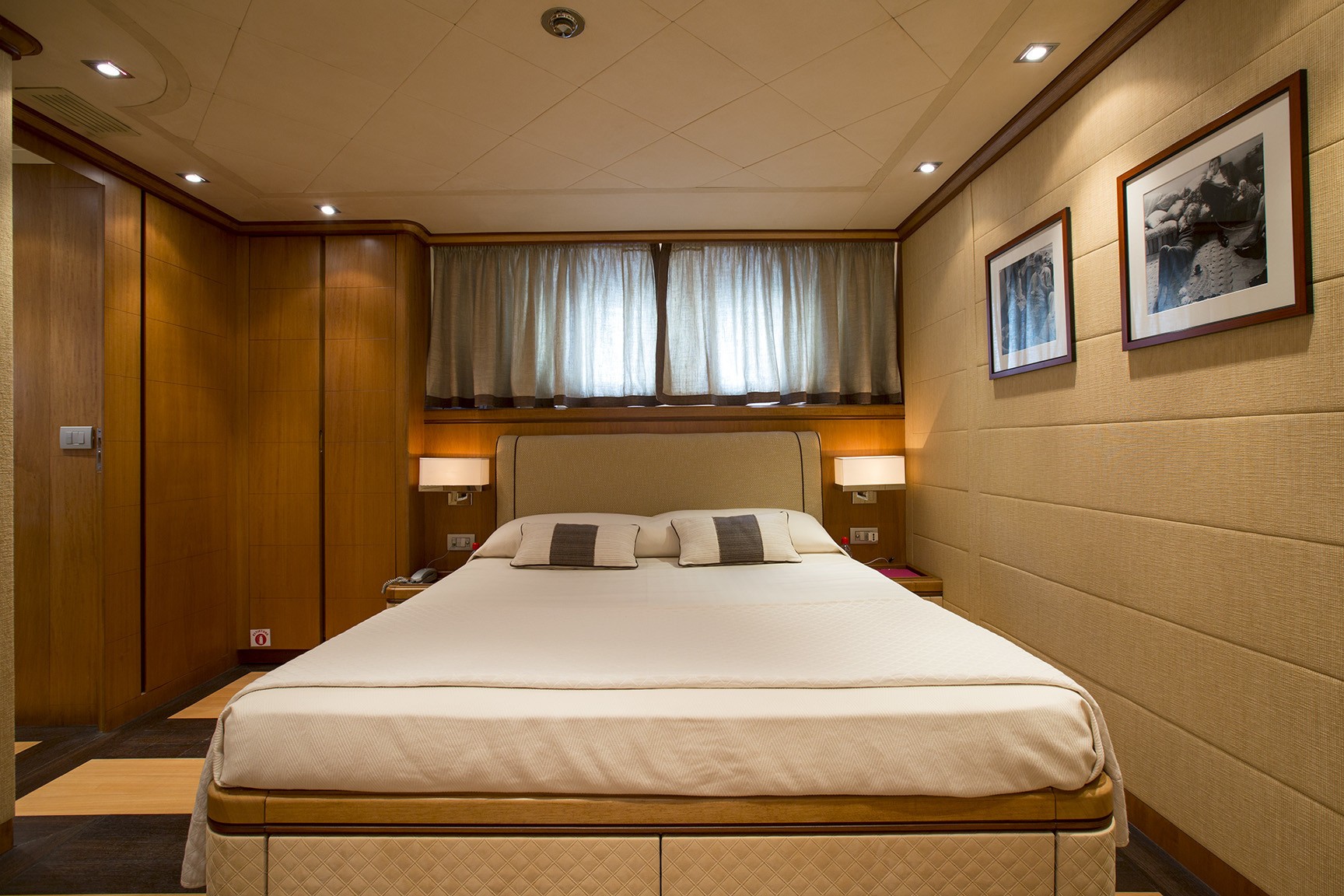 [32m-Yacht-CAPPUCCINO]-9564-101.jpg
