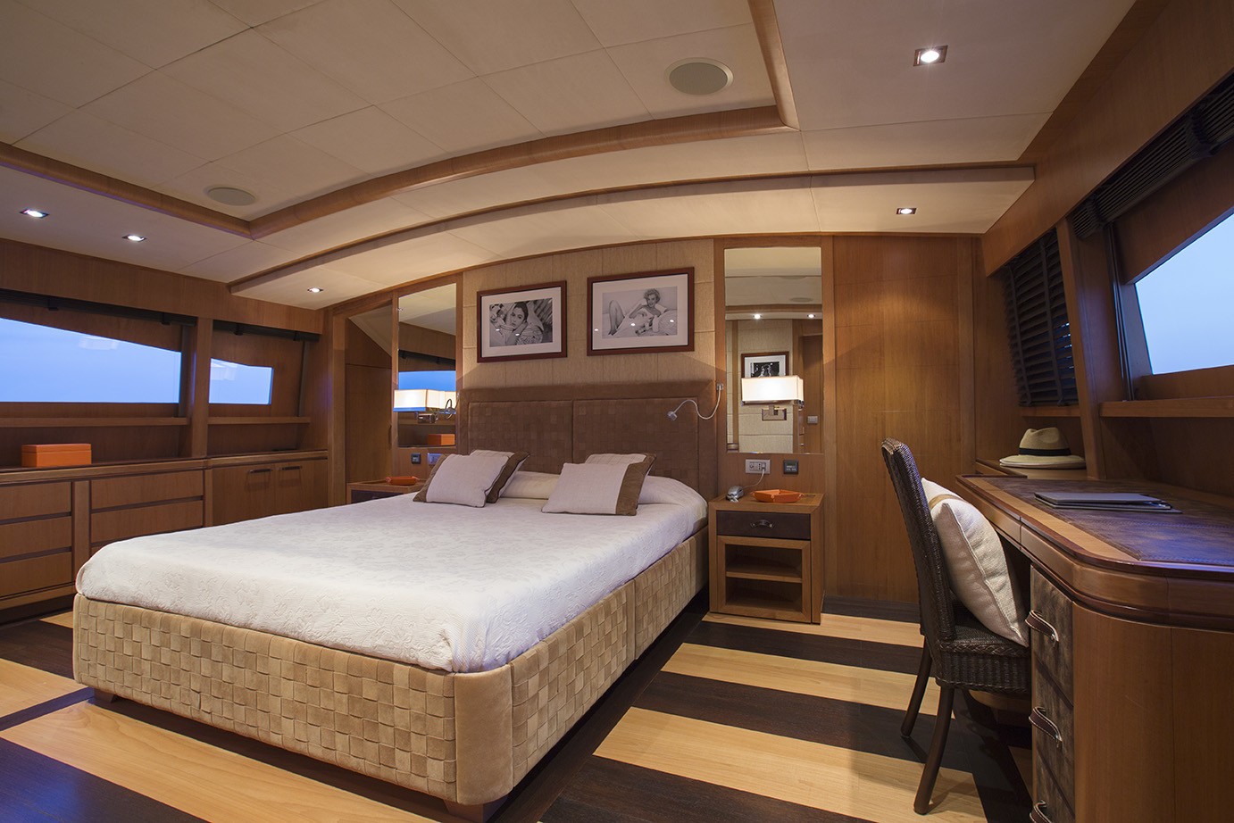 [32m-Yacht-CAPPUCCINO]-9564-156.jpg
