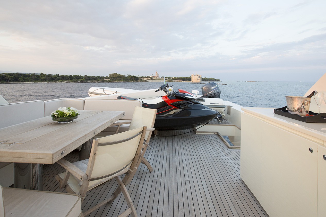 [32m-Yacht-CAPPUCCINO]-9564-170.jpg