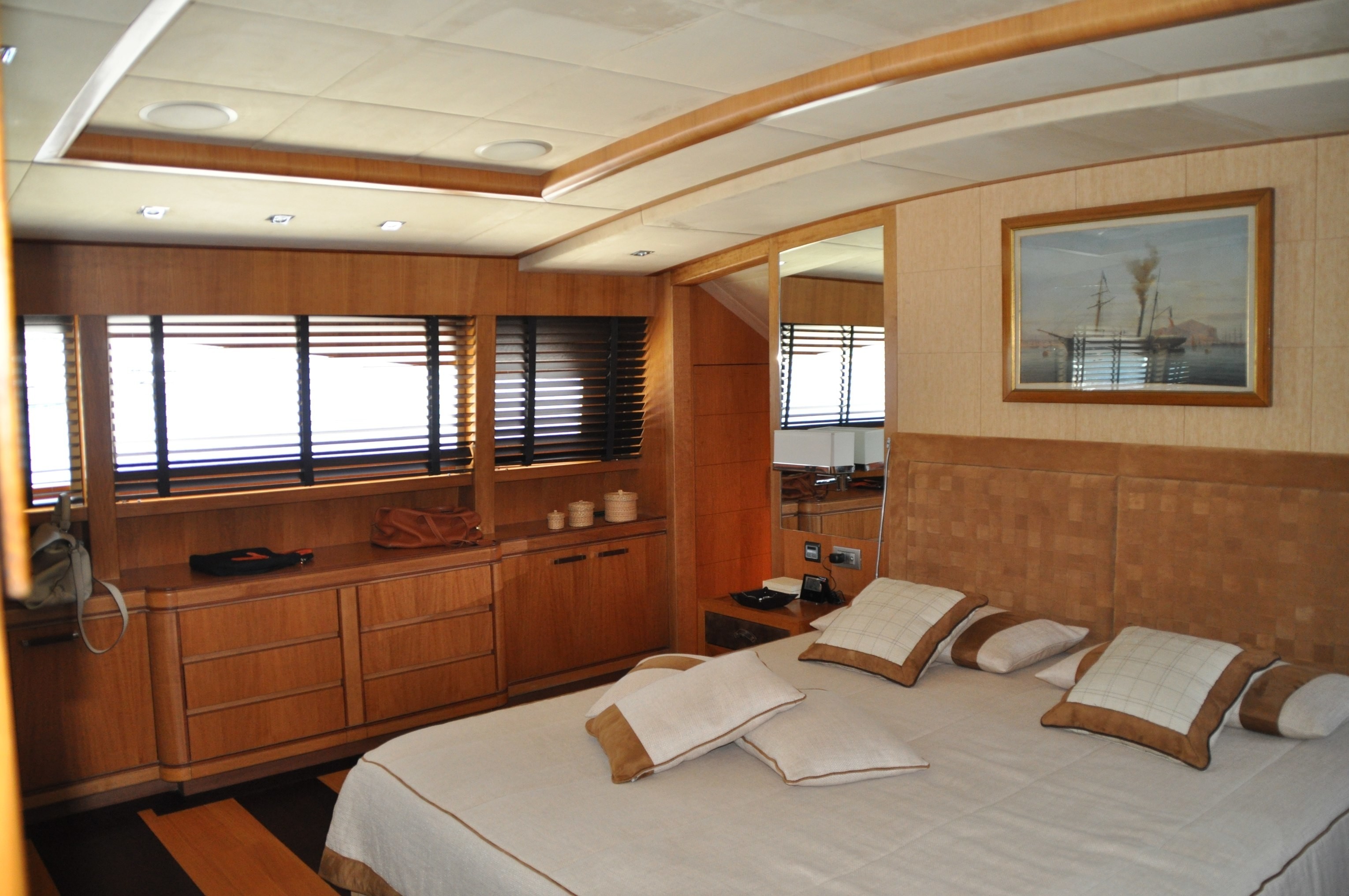 [32m-Yacht-CAPPUCCINO]-9564-27.jpg