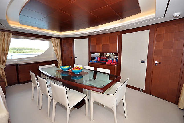 [32m-Yacht-LADY-CAROLE]-9817-108.jpg