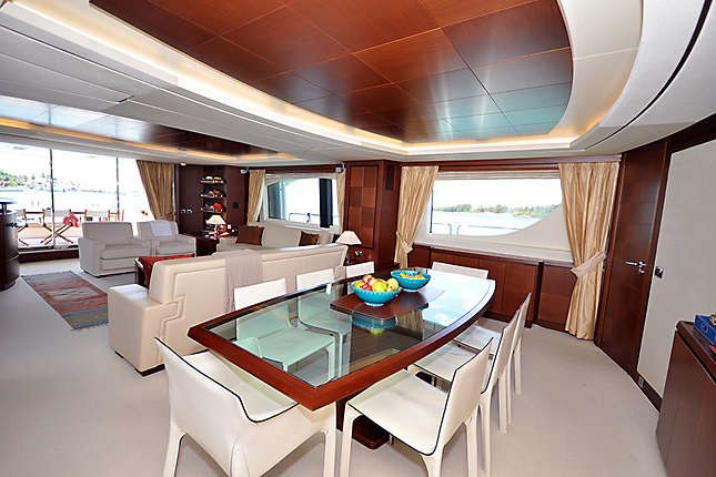 [32m-Yacht-LADY-CAROLE]-9817-109.jpg