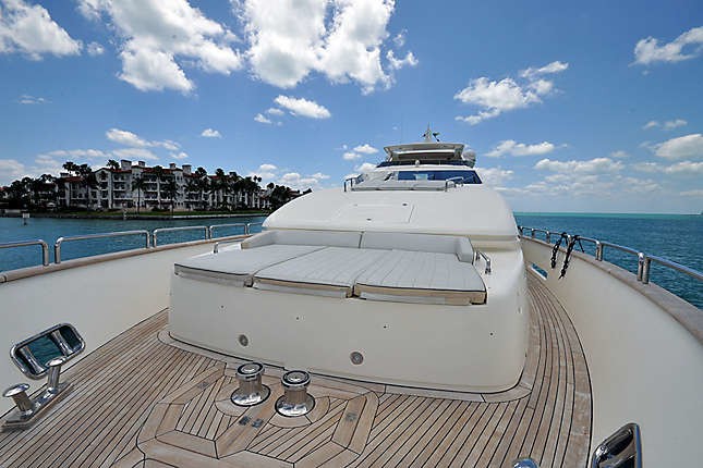 [32m-Yacht-LADY-CAROLE]-9817-164.jpg