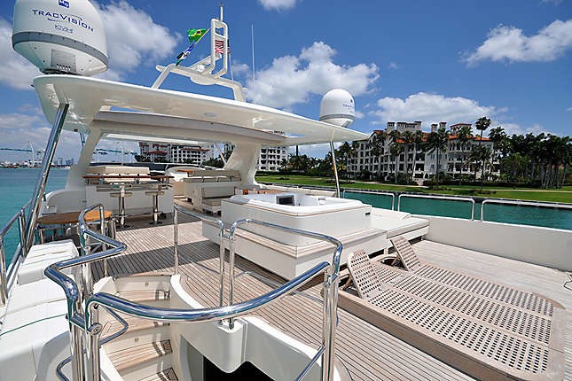 [32m-Yacht-LADY-CAROLE]-9817-204.jpg