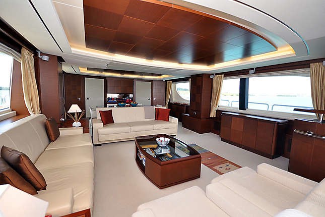 [32m-Yacht-LADY-CAROLE]-9817-28.jpg