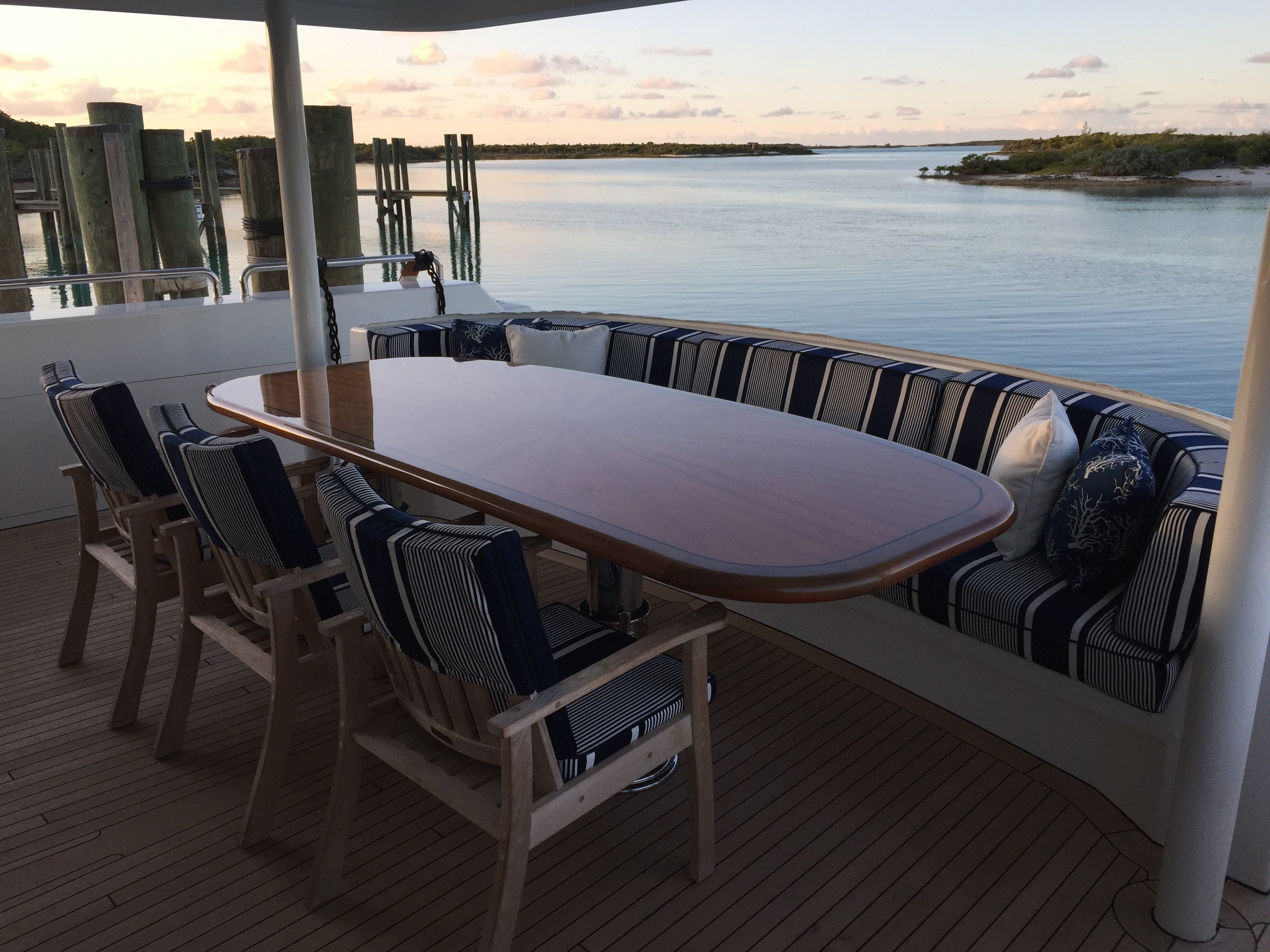 [34m-Yacht-OASIS]-9481-167.jpg