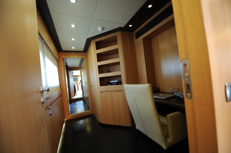 [34m-Yacht-TUTKU]-9226-175.jpg