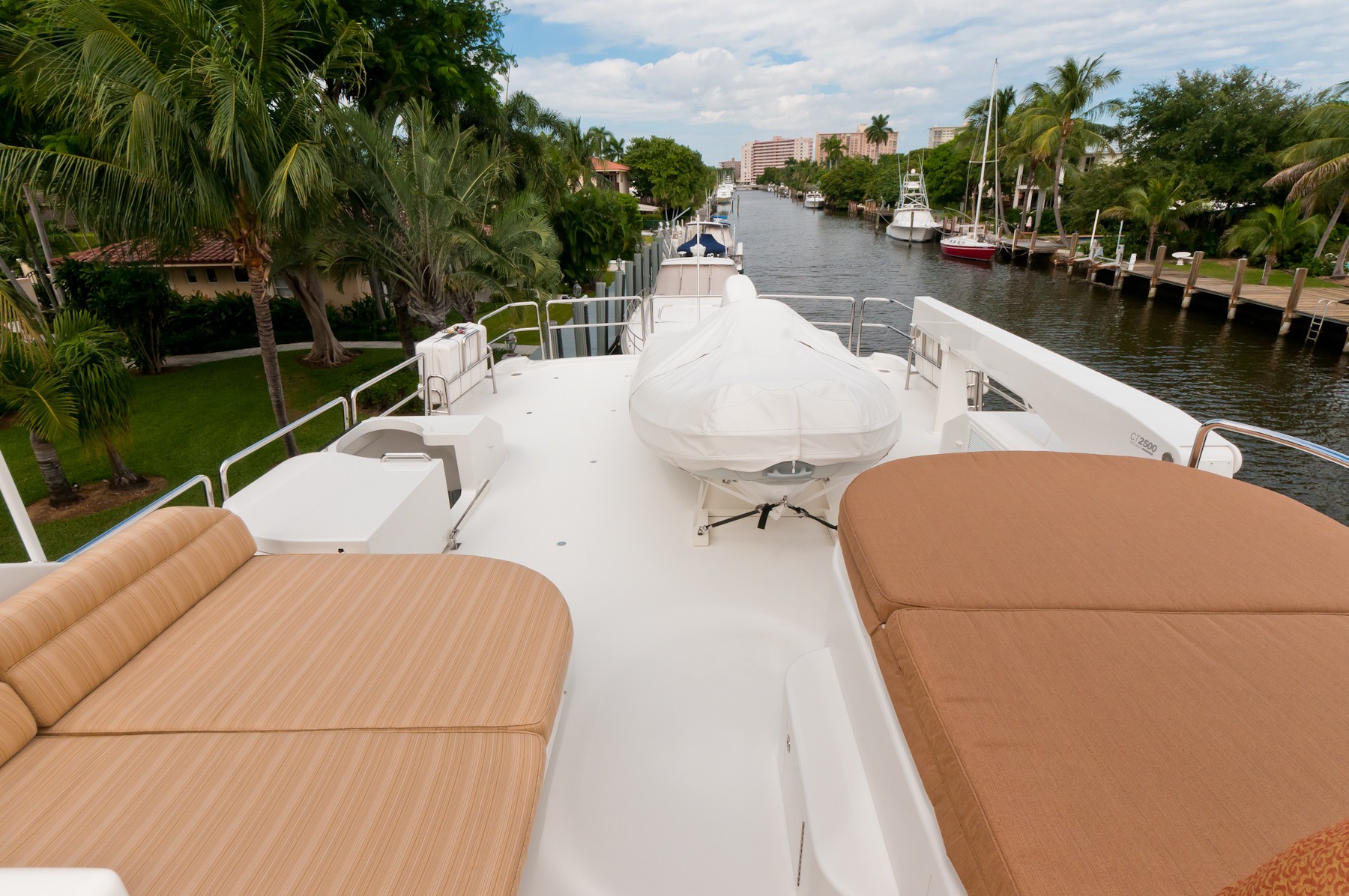 [34m-Yacht-WILD-KINGDOM]-9751-220.jpg