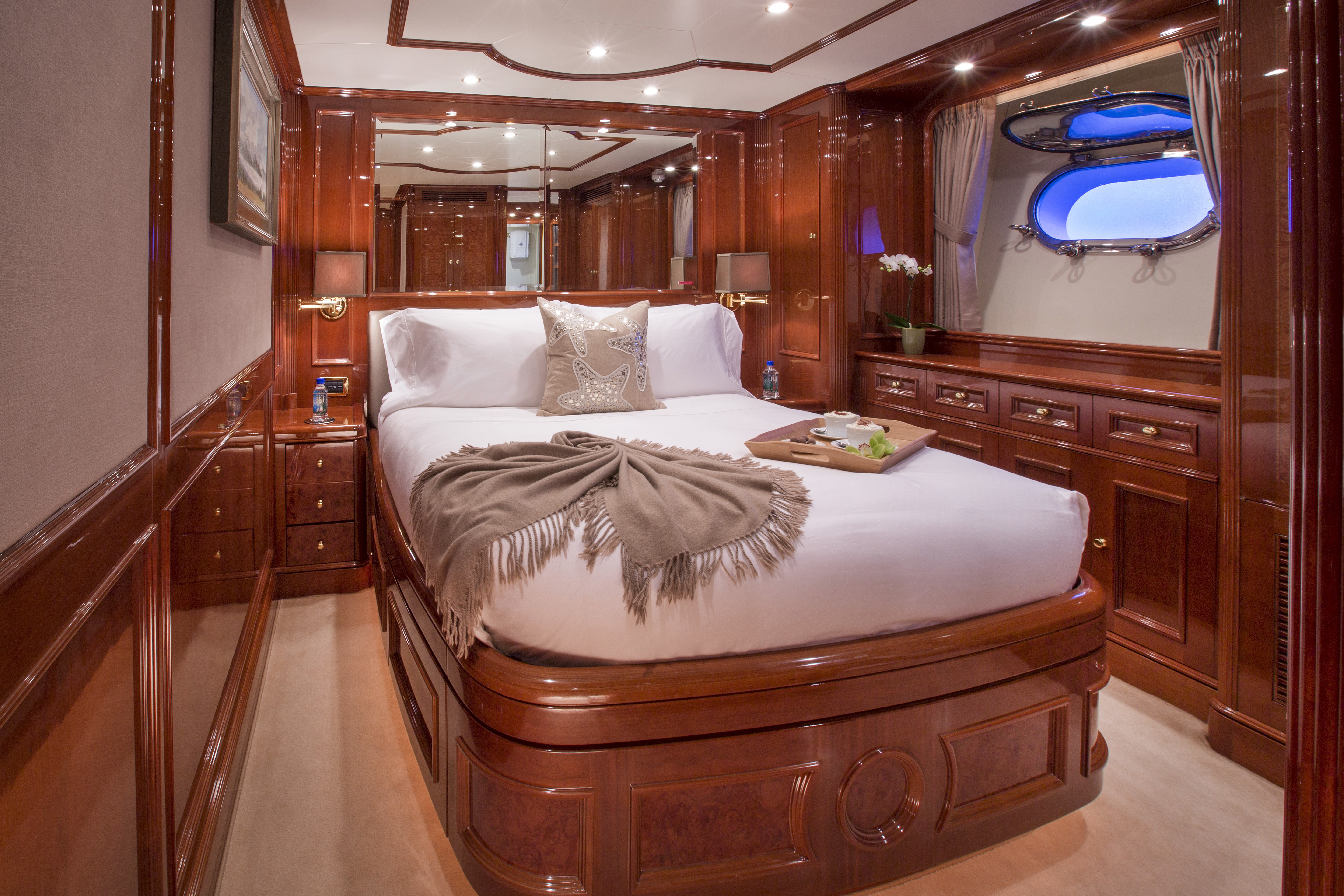 [35m-Yacht-CAMARINA-ROYALE]-9443-113.jpg