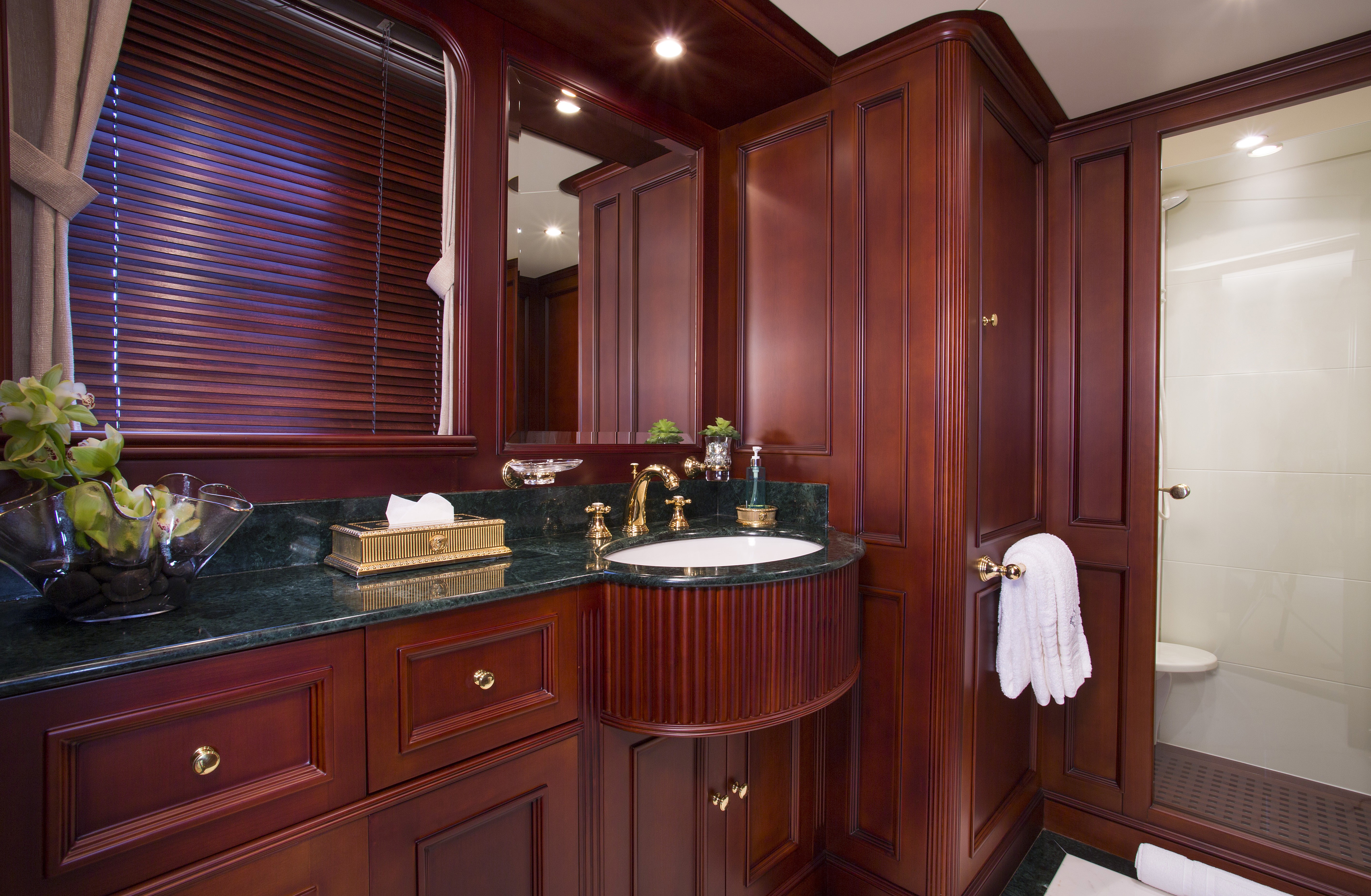 [35m-Yacht-CAMARINA-ROYALE]-9443-156.jpg