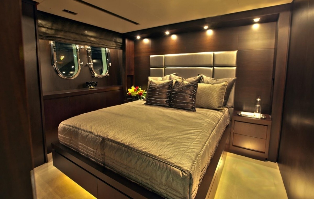 [36m-Yacht-GRANDE]-9646-113.jpg
