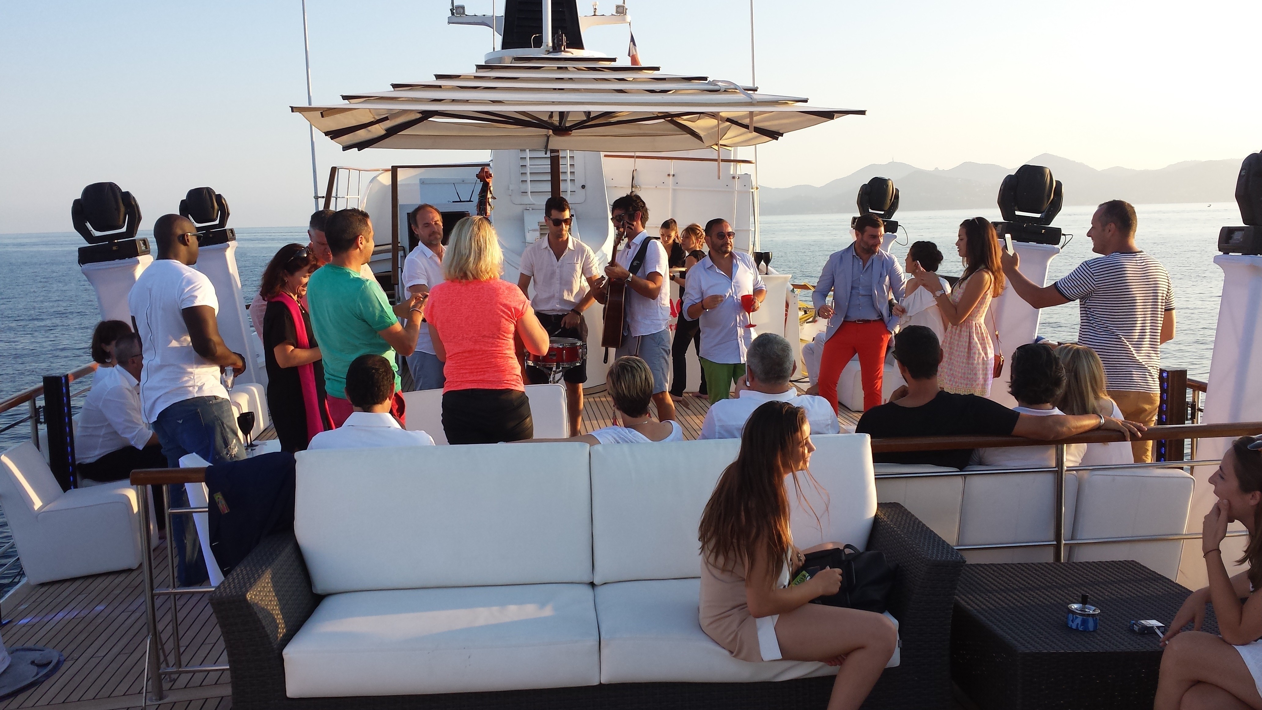 [36m-Yacht-LADY-JERSEY]-9888-27.jpg