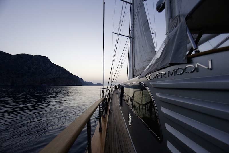 [36m-Yacht-SILVER-MOON]-9766-117.jpg