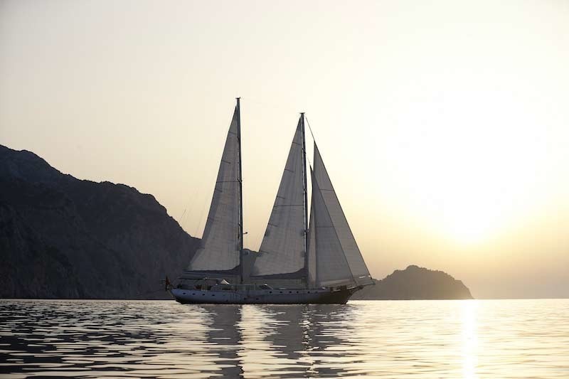 [36m-Yacht-SILVER-MOON]-9766-120.jpg