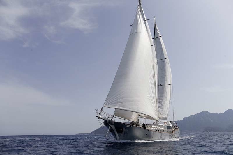 [36m-Yacht-SILVER-MOON]-9766-172.jpg