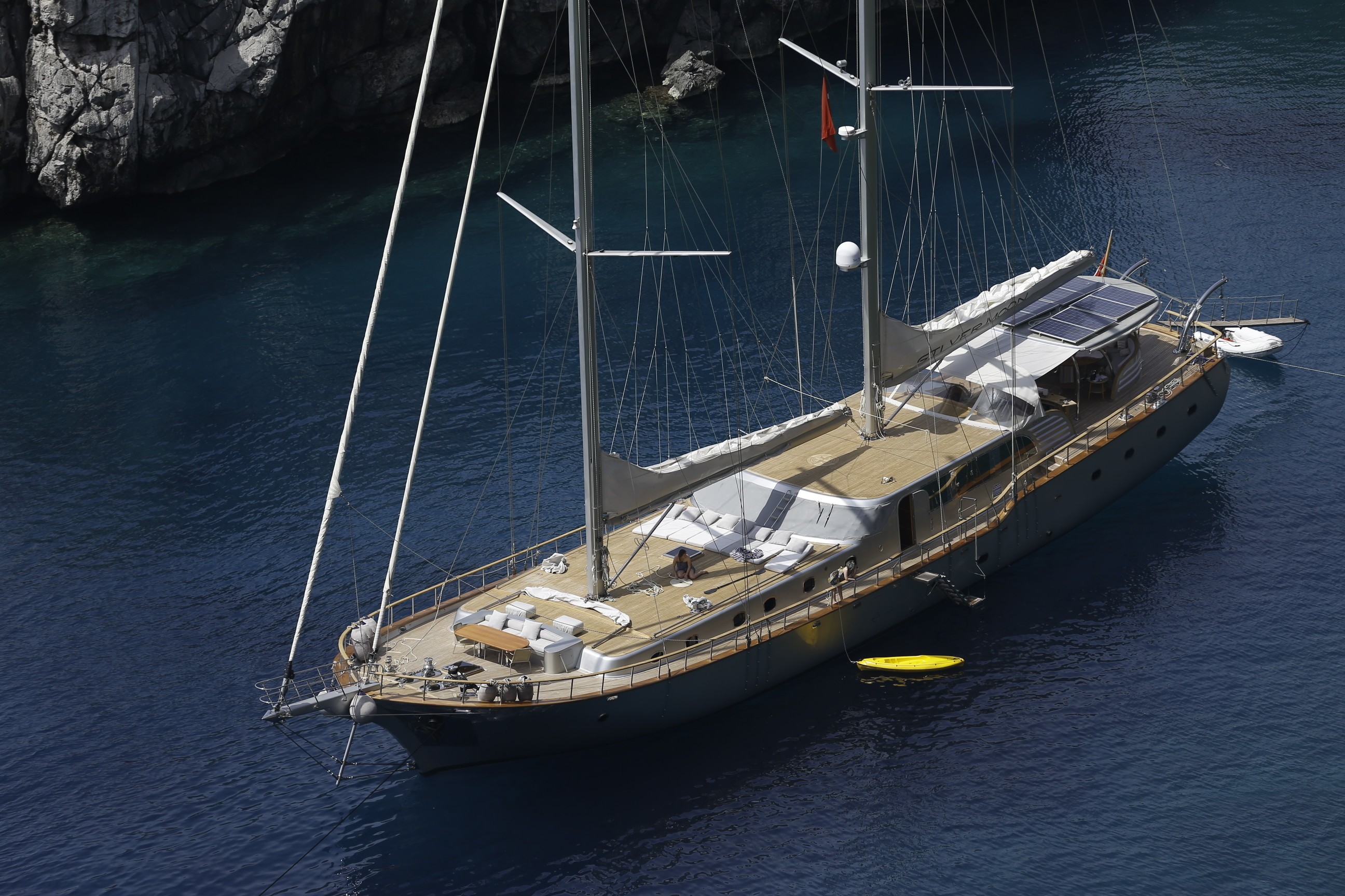 [36m-Yacht-SILVER-MOON]-9766-24.jpg
