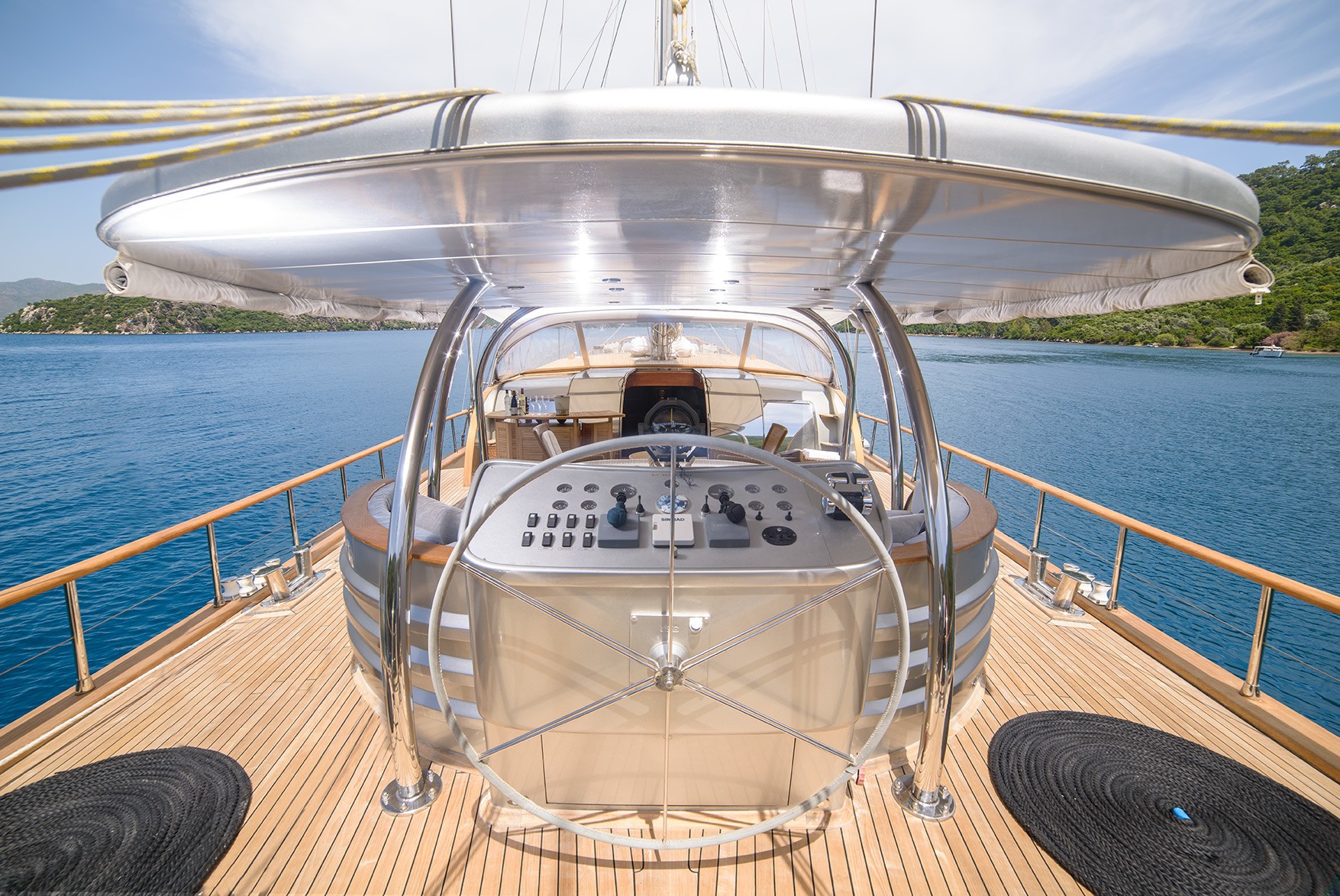 [36m-Yacht-SILVER-MOON]-9766-89.jpg