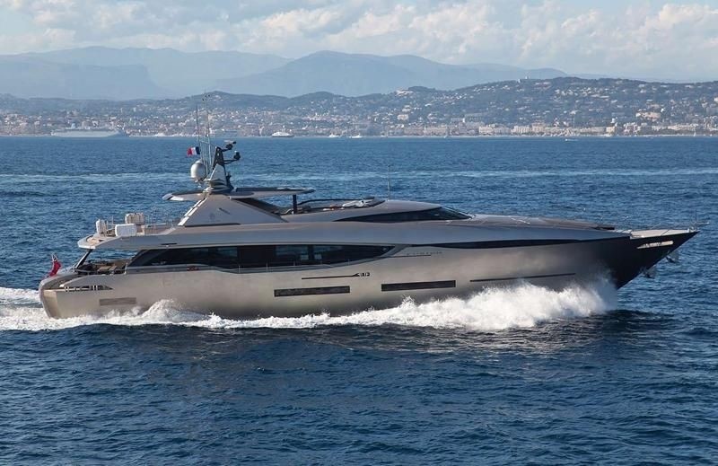 [37m-Yacht-FUSION]-9289-106.jpg