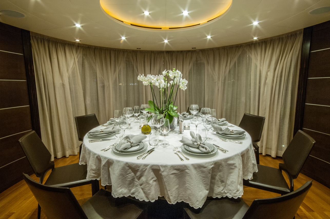 [37m-Yacht-PETRA]-9162-154.jpg