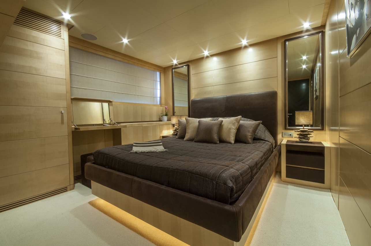 [37m-Yacht-PETRA]-9162-175.jpg