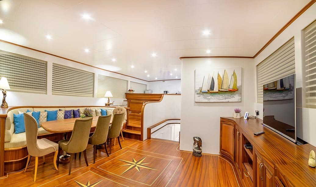 [38m-Yacht-BELLAMARE]-9585-104.jpg