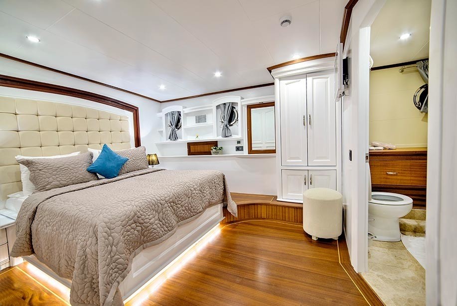 [38m-Yacht-BELLAMARE]-9585-155.jpg