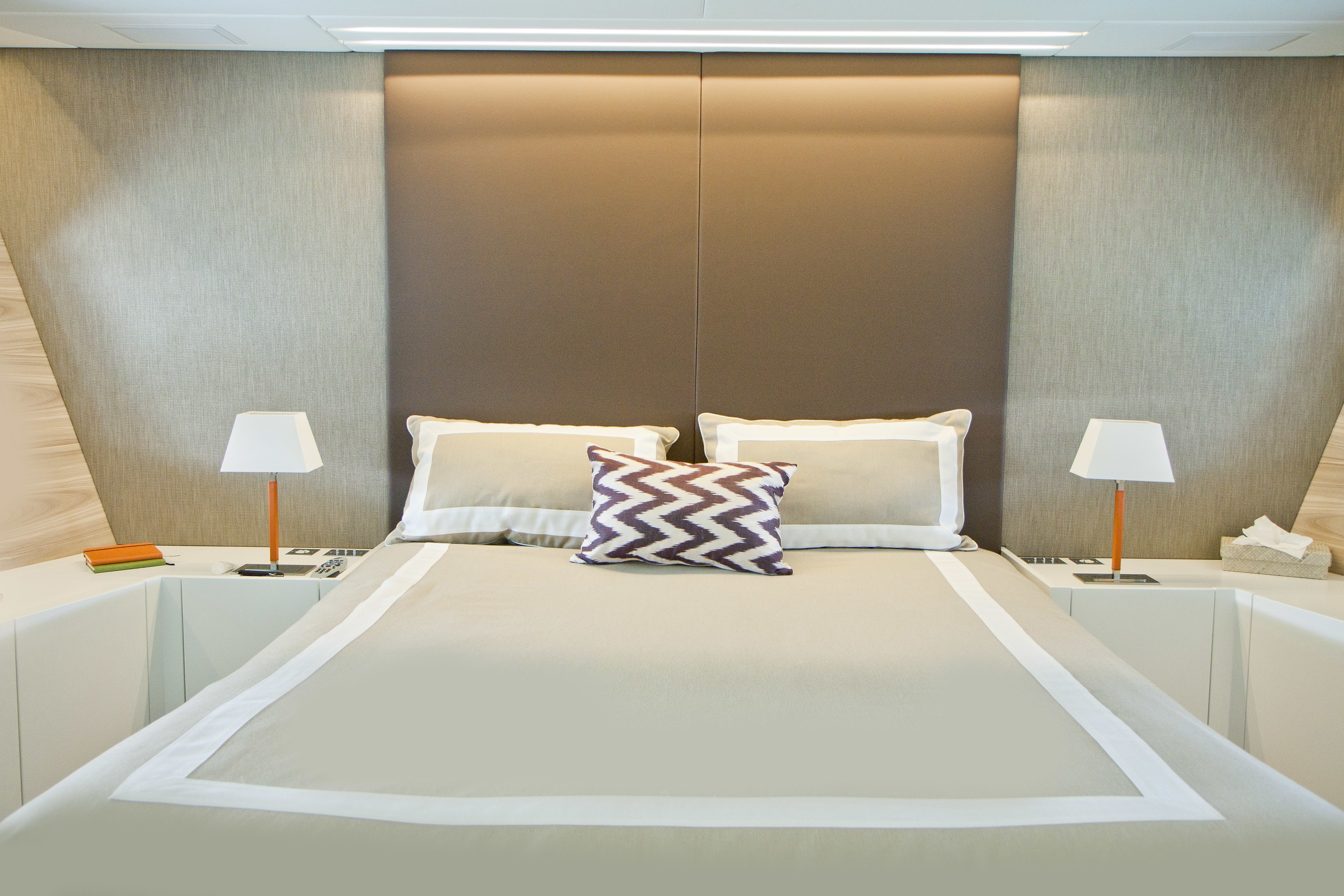 [39m-Yacht-BEACHOUSE]-9998-156.jpg