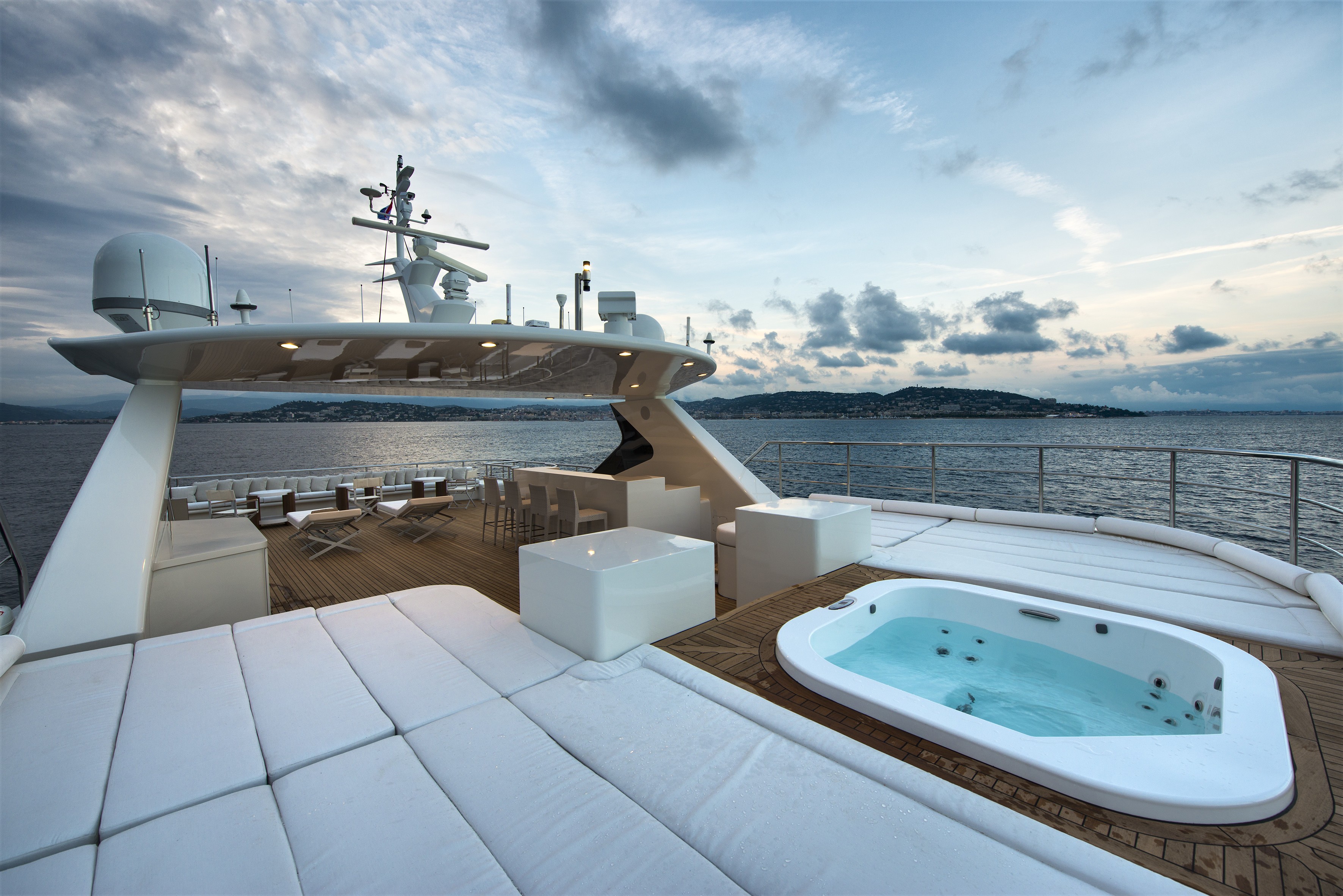 [39m-Yacht-DARLINGS]-9806-168.jpg