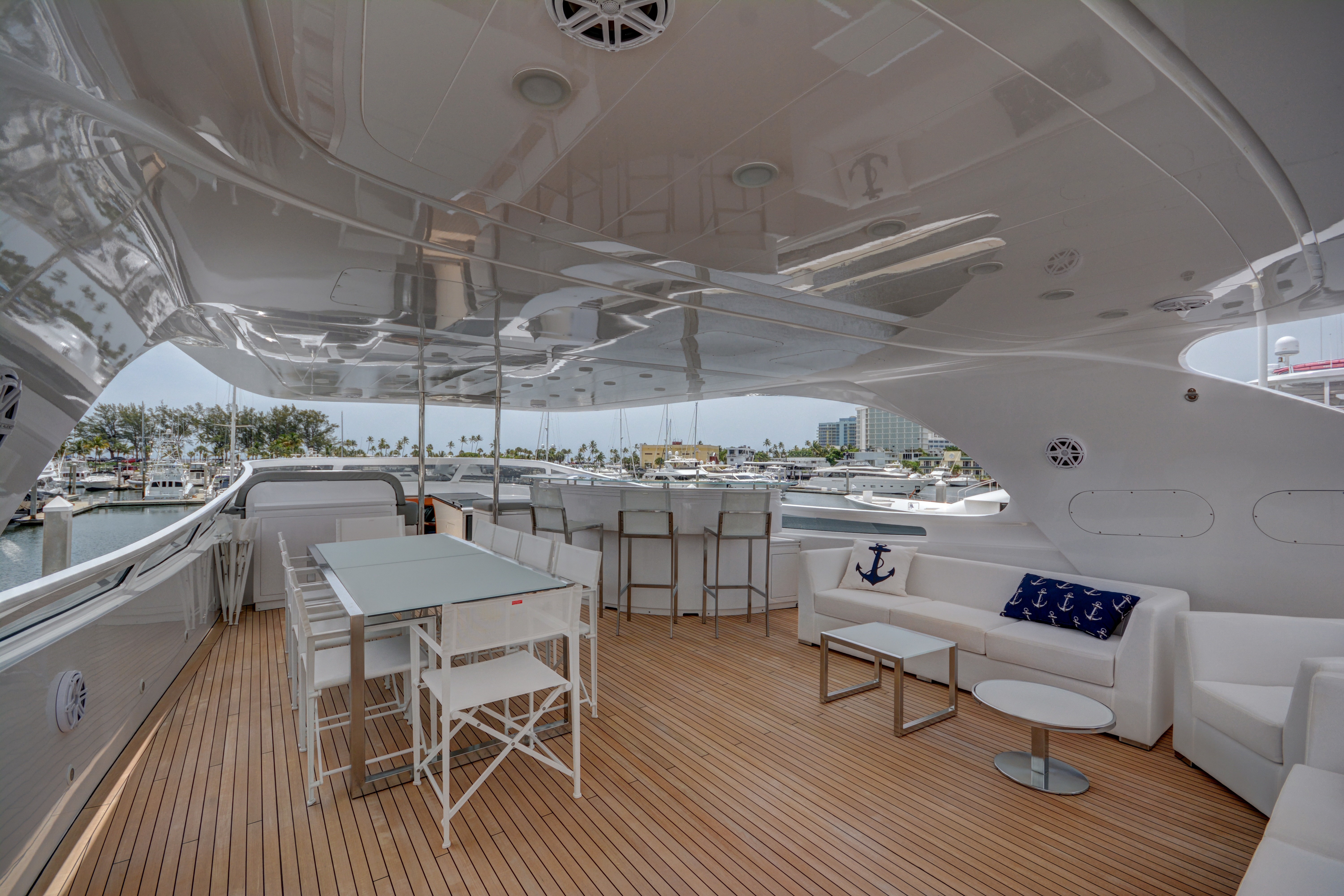 [39m-Yacht-HUNTER]-9925-168.jpg