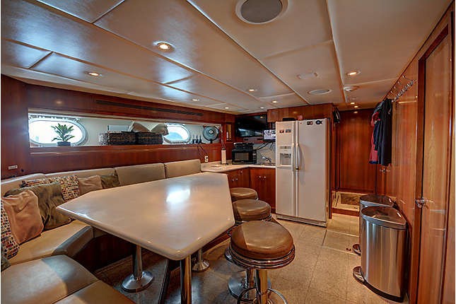 [47m-Yacht-THEMIS]-9997-120.jpg