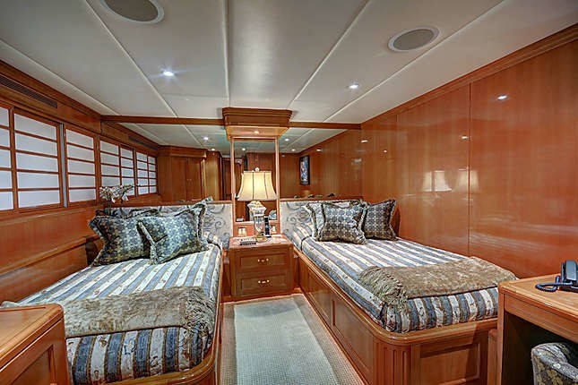[47m-Yacht-THEMIS]-9997-209.jpg