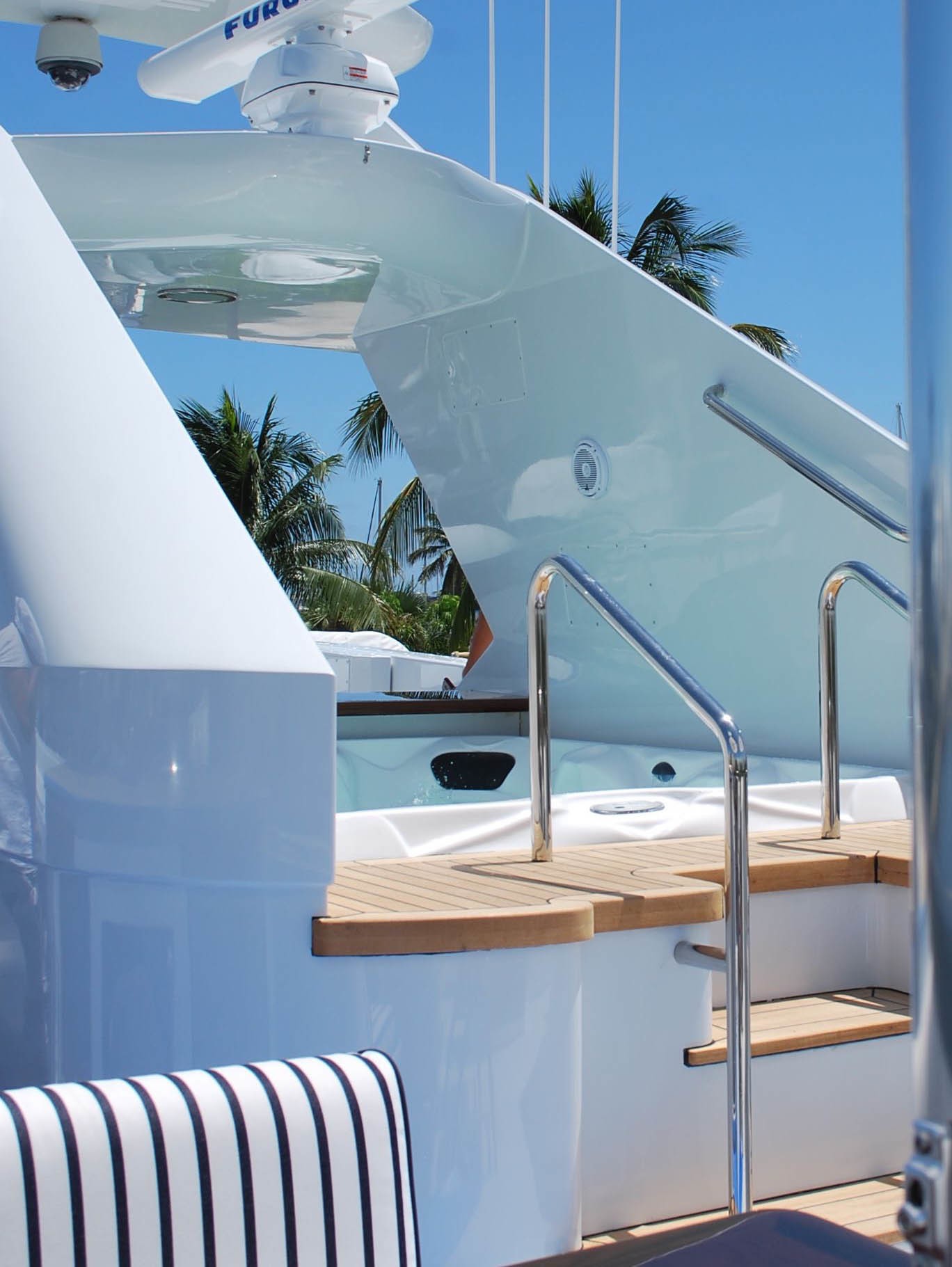 [47m-Yacht-THEMIS]-9997-89.jpg