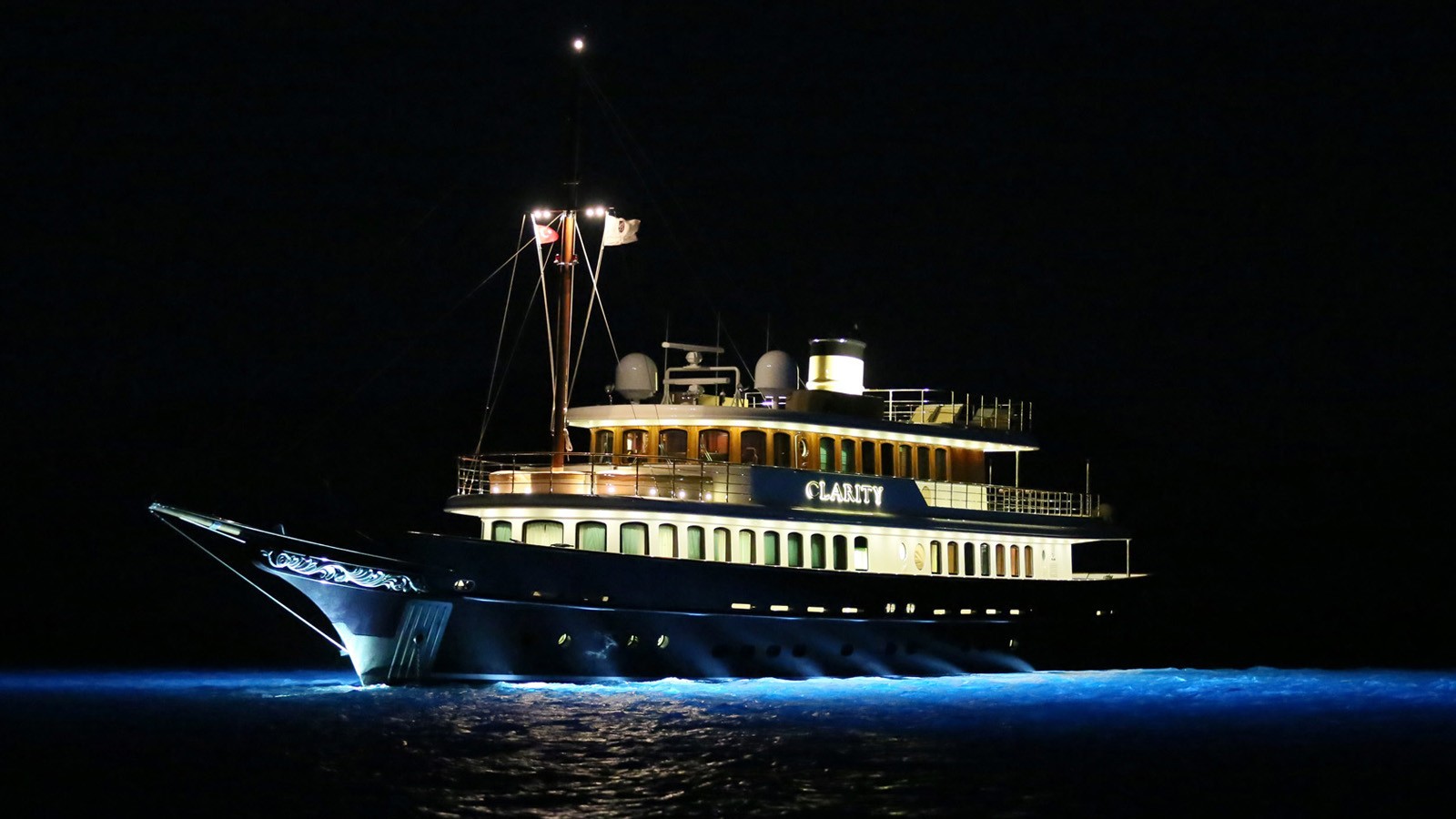 [49m-Yacht-CLARITY]-9971-111.jpg