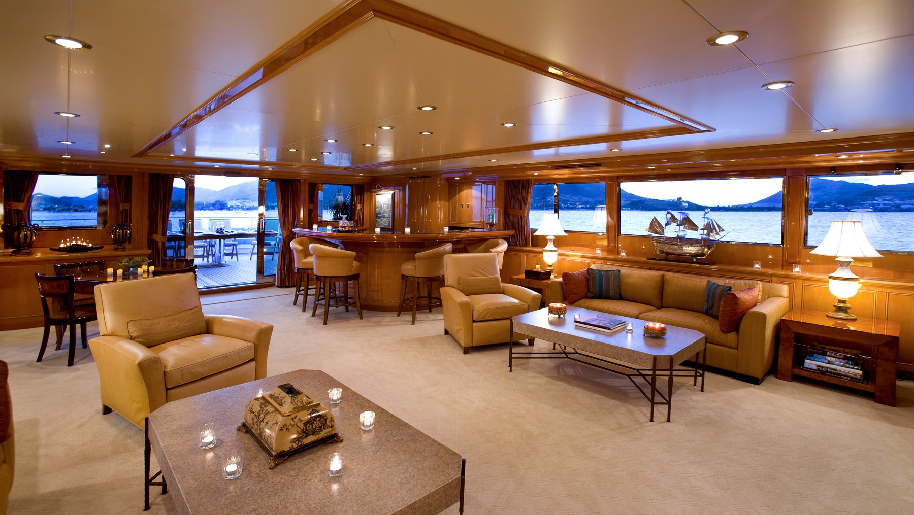[53m-Yacht-TE-MANU]-938-147.jpg