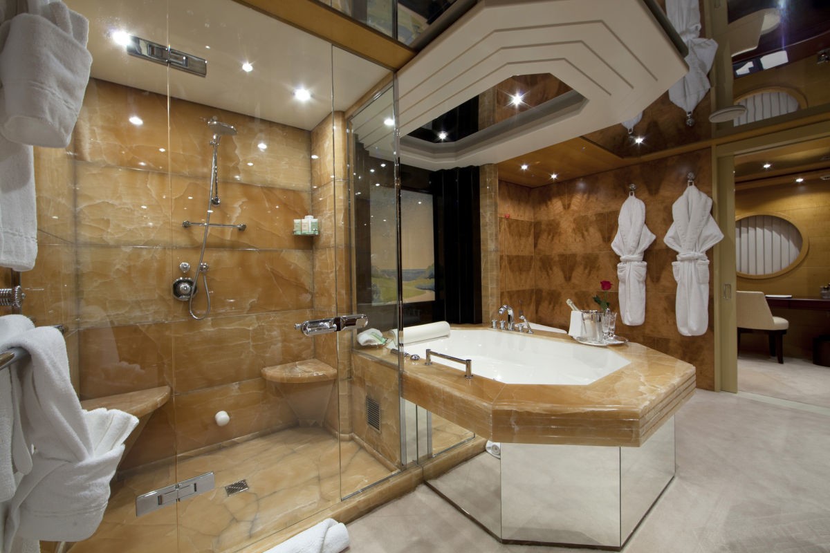 [62m-Yacht-SARAH]-9893-25.jpg