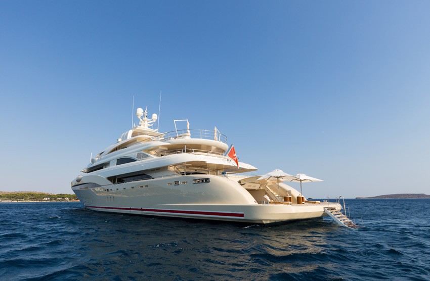 [71m-Yacht-NATALINA-A]-9663-117.jpg