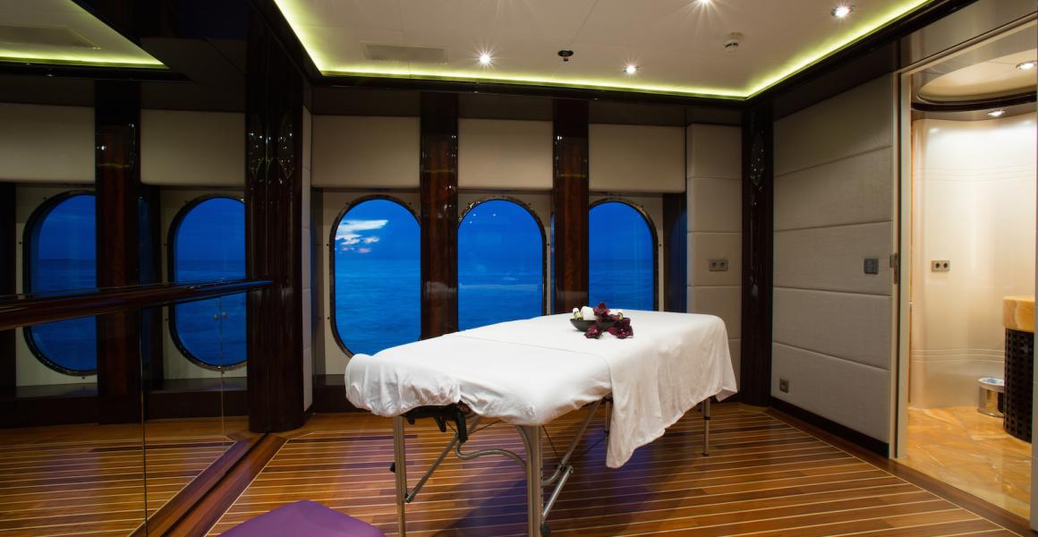 [LUXURY-YACHT-EXCELLENCE-III]-994-11.jpg