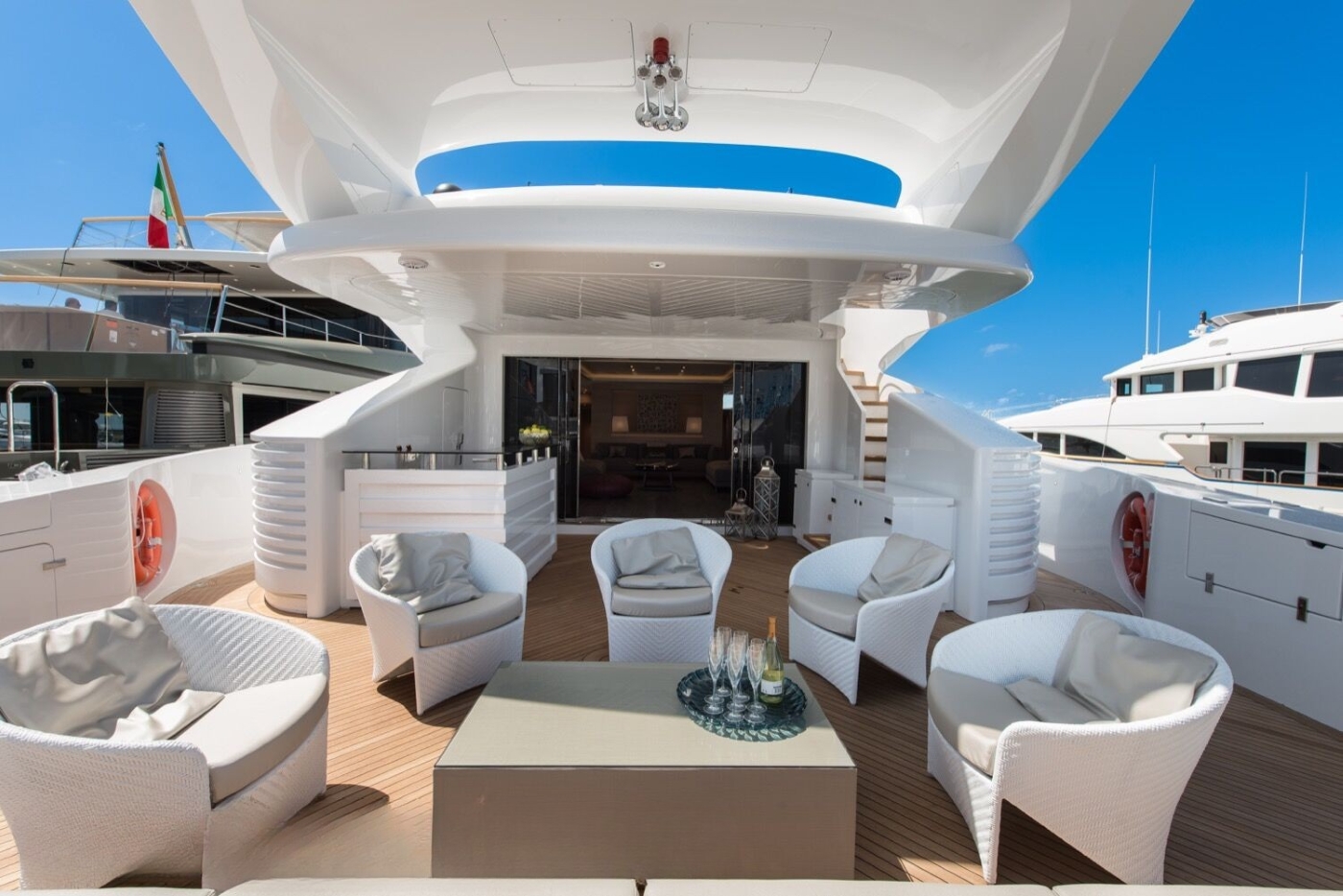 [MOTOR-YACHT-AB]-9919-20.jpg