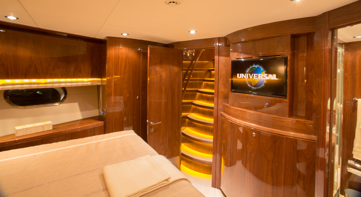 [MOTOR-YACHT-CARBON-COPY]-9211-21.jpg