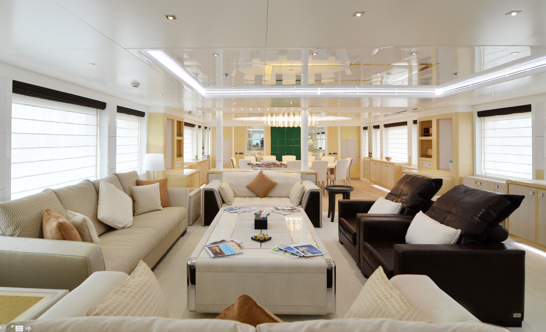 [MOTOR-YACHT-JADE]-9990-3.jpg