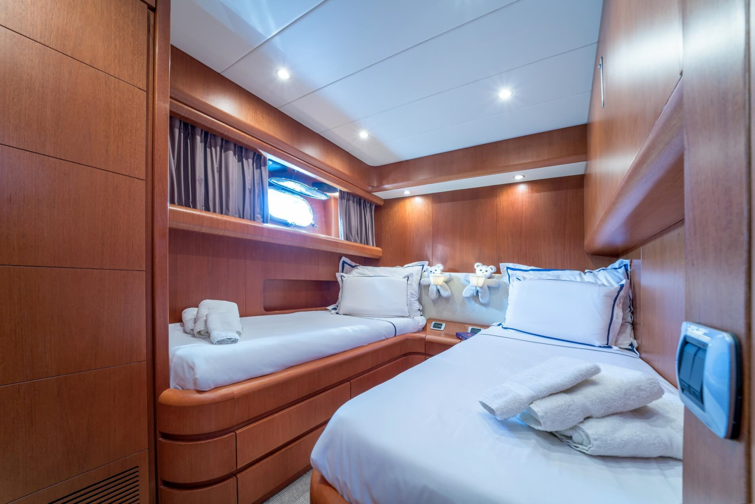 [MOTOR-YACHT-JANTAR]-9353-7.jpg