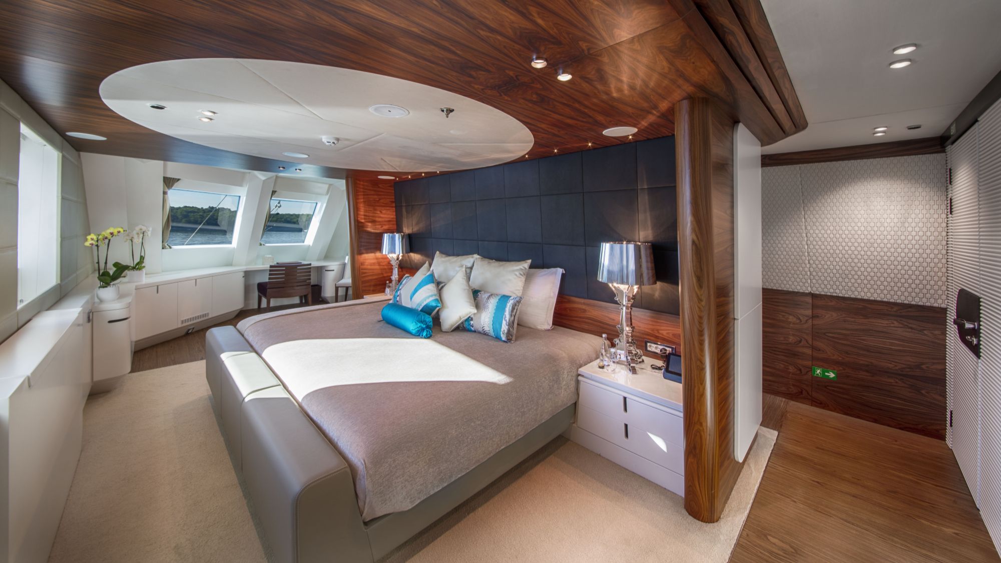 [MOTOR-YACHT-KATINA-HULL]-9772-18.jpg