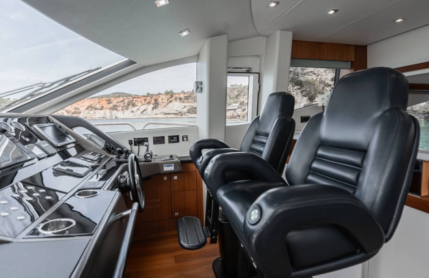 [MOTOR-YACHT-PLAY-THE-GAME]-9816-58.jpg