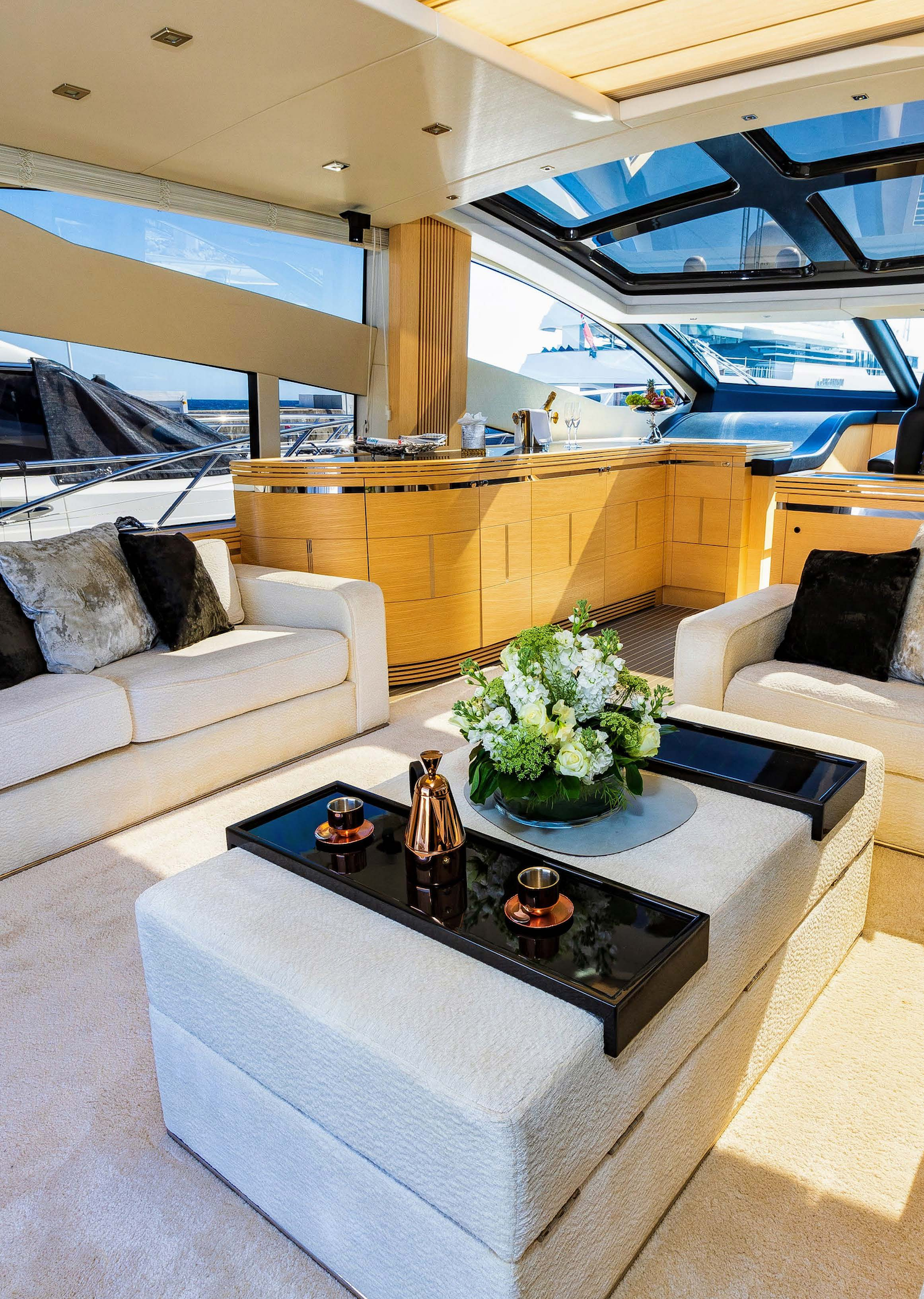 [MOTOR-YACHT-SKYFALL]-9251-10.png