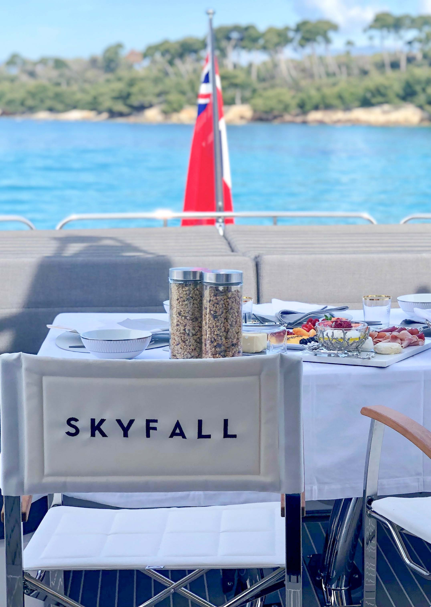 [MOTOR-YACHT-SKYFALL]-9251-3.png
