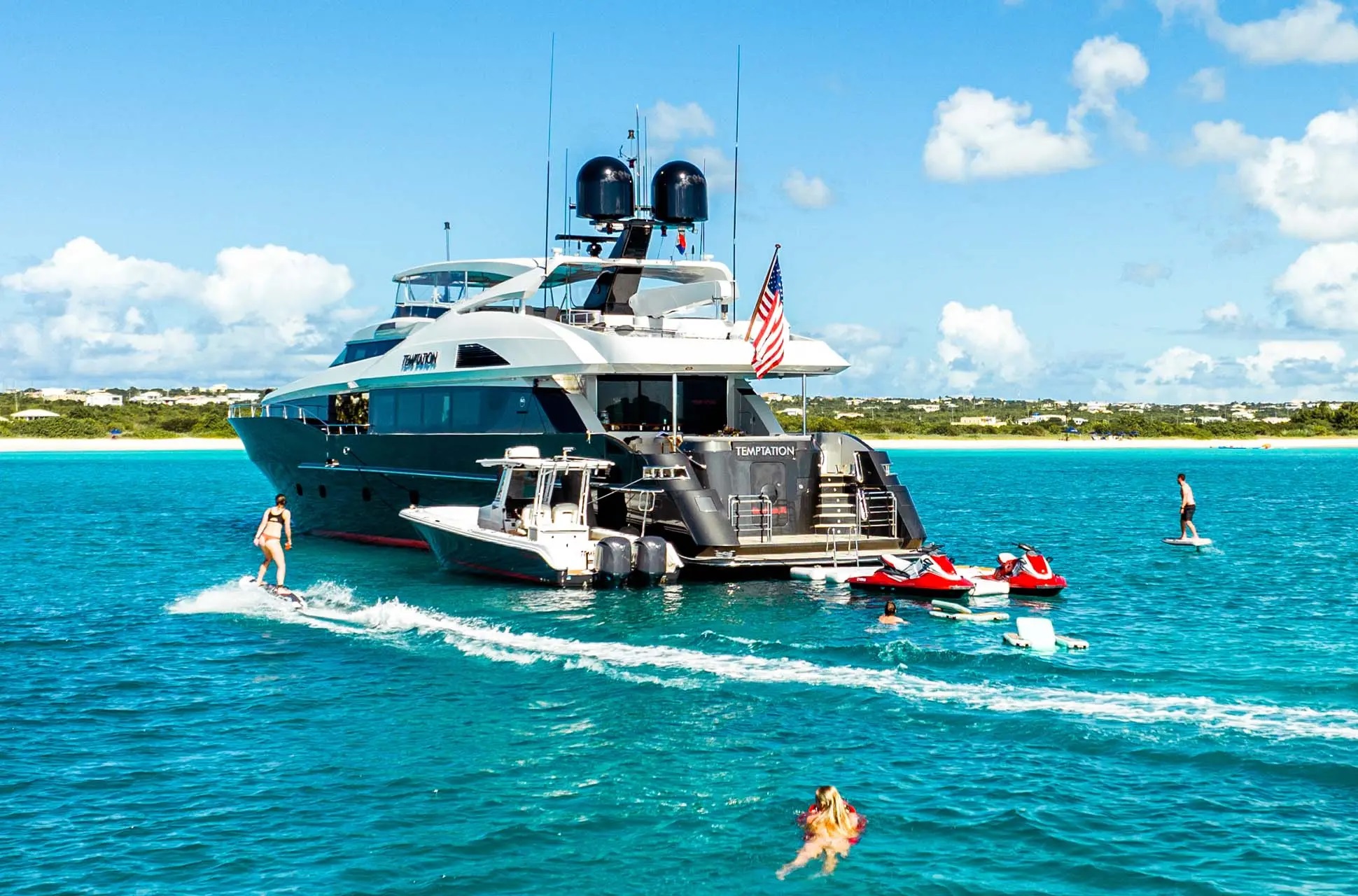 102 Luxury yacht TEMPTATION.jpg