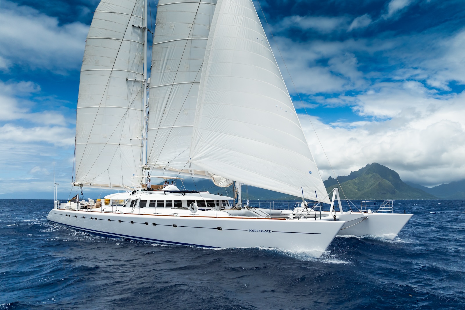 103 Sailing yacht DOUCE FRANCE.jpg